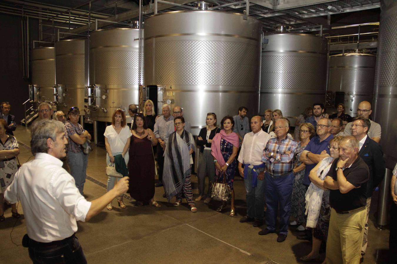 La Bodega Cepa 21 abre sus puertas al Club de Catas de El Norte de Castilla (1/2)