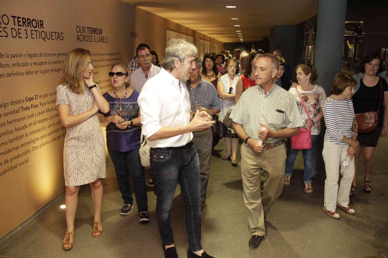 La Bodega Cepa 21 abre sus puertas al Club de Catas de El Norte de Castilla (1/2)