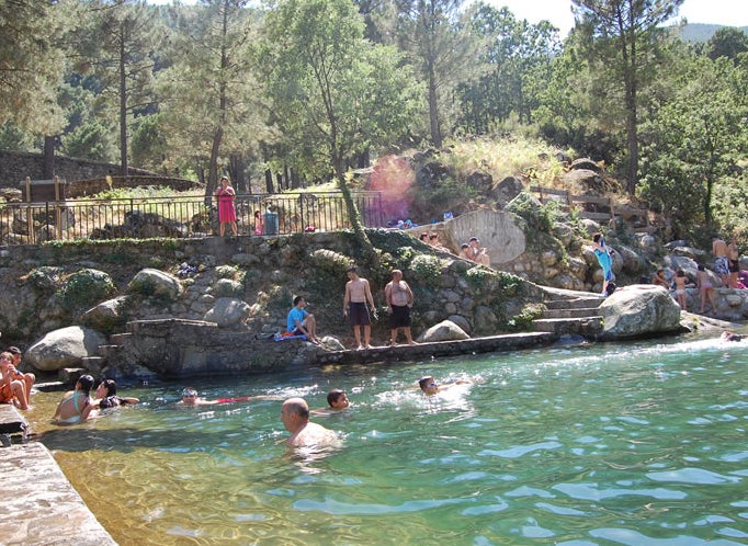 Piscina natural del Risquillo en Guisando (Ávila).