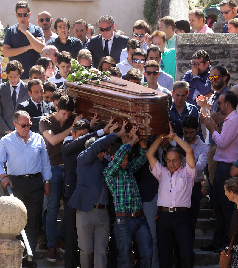 Funeral en Sepúlveda (Segovia) por el torero Víctor Barrio (1/2)