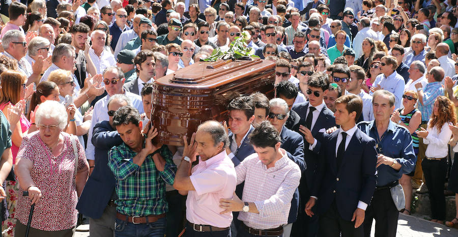 Funeral en Sepúlveda (Segovia) por el torero Víctor Barrio (2/2)