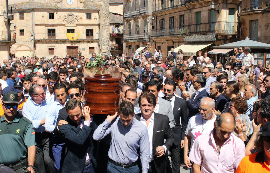 Funeral en Sepúlveda (Segovia) por el torero Víctor Barrio (2/2)