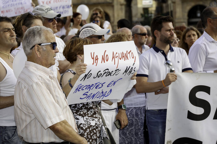 &#039;Marea Blanca&#039; por una Sanidad Pública Digna en Salamanca