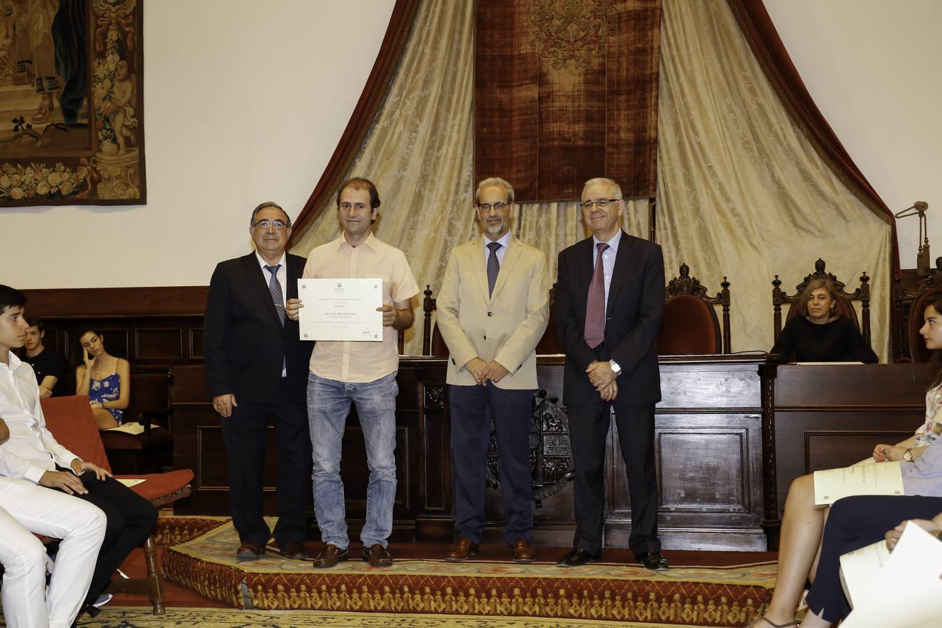 La Universidad de Salamanca premia a los mejores alumnos en la Selectividad