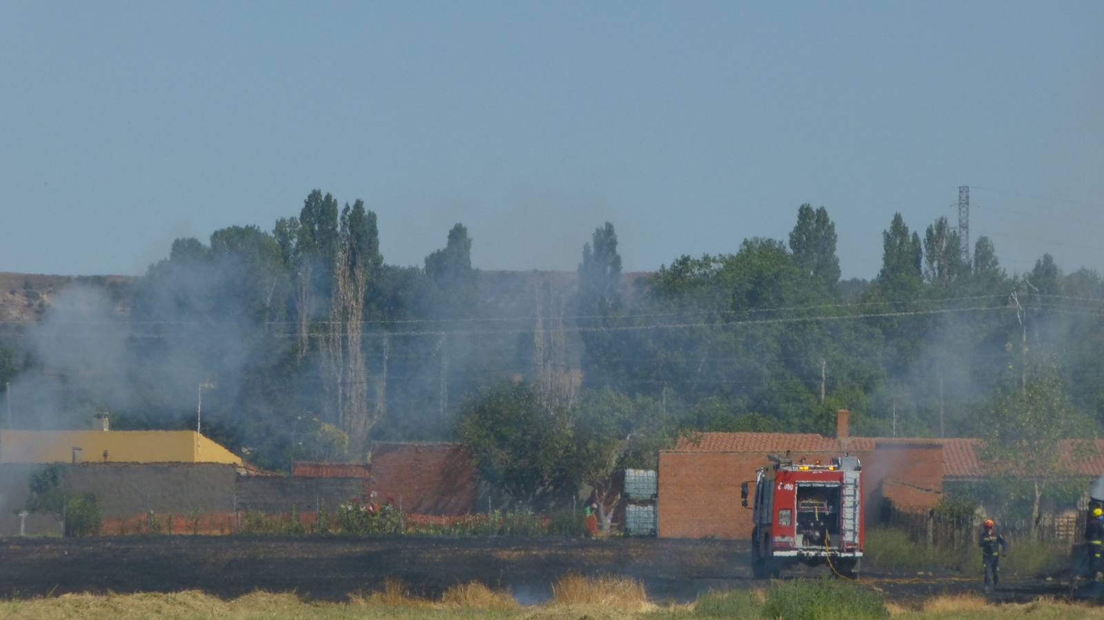 Una gran columna de humo causa alarma en Valladolid