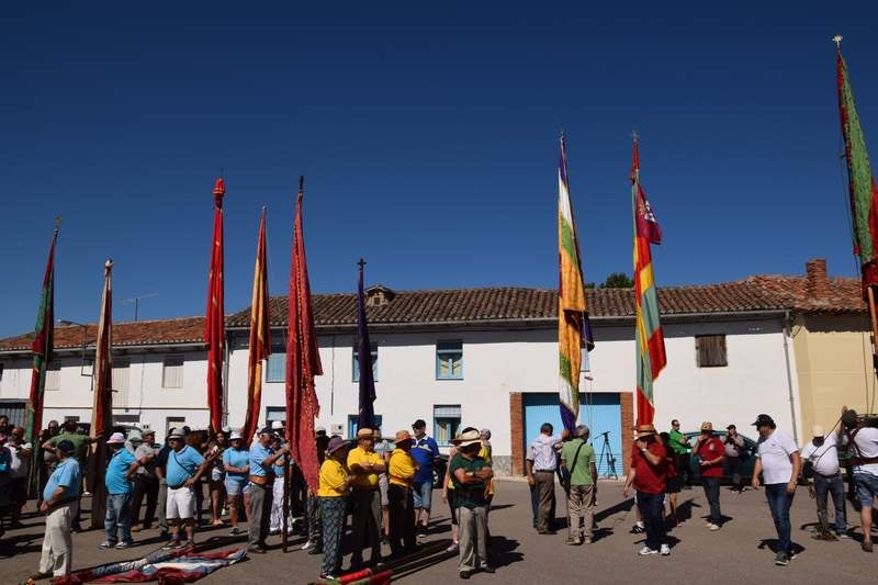 I Encuentro de Pendones en Poza de la Vega (Palencia)