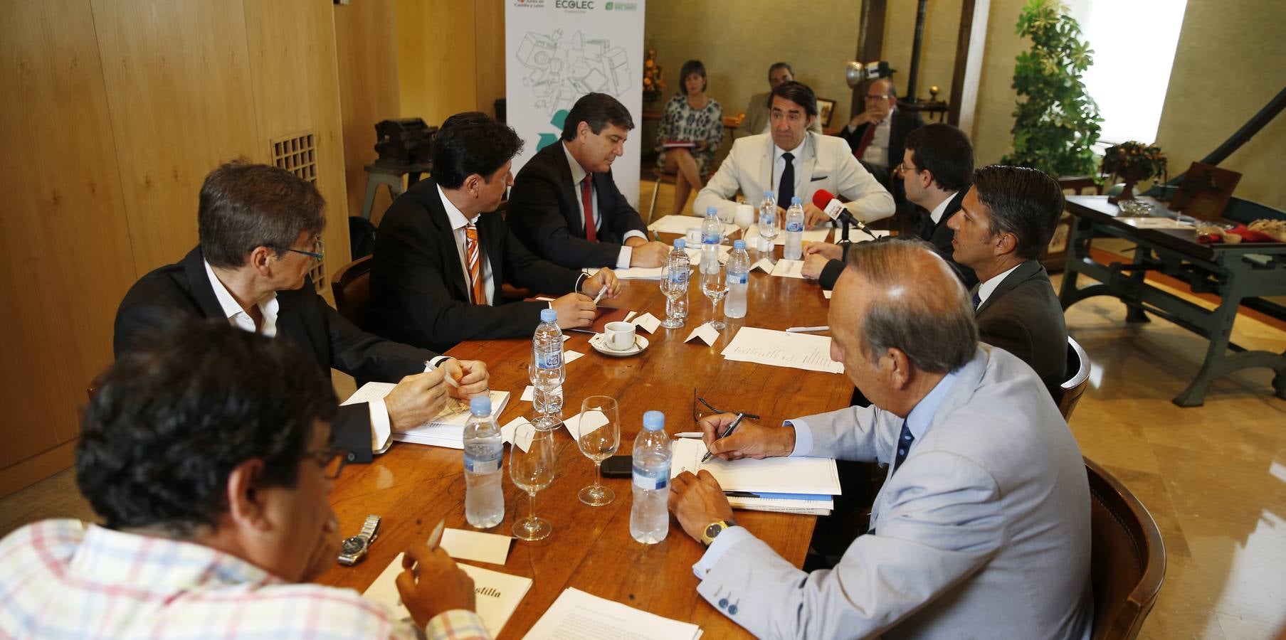 Jornada &#039;La eficiente eliminación de aparatos eléctricos y electónicos&#039; organizada por El Norte y la Fundación Ecolec