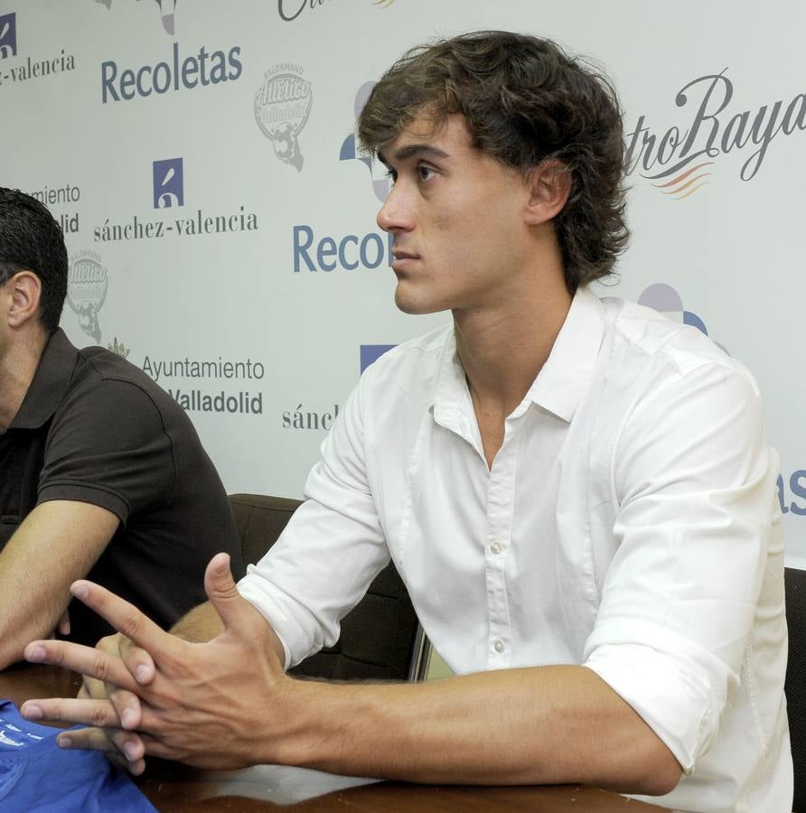 El Recoletas Atlético Valladolid presenta a Víctor Rodríguez