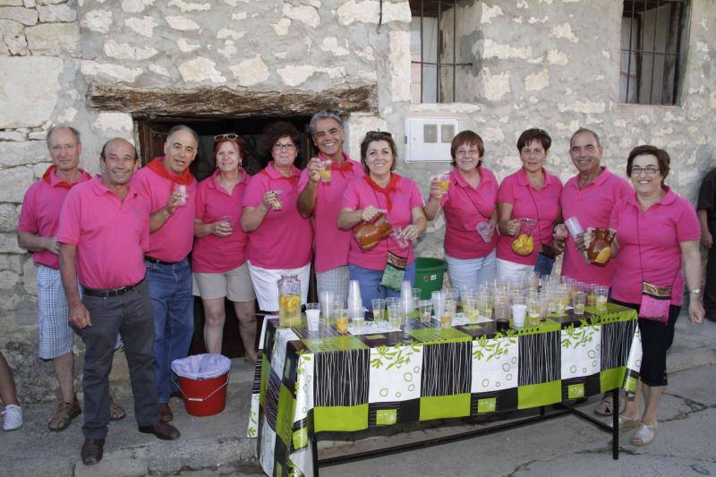 Fotos 1. Chupinazo y desfile de peñas en Campaspero