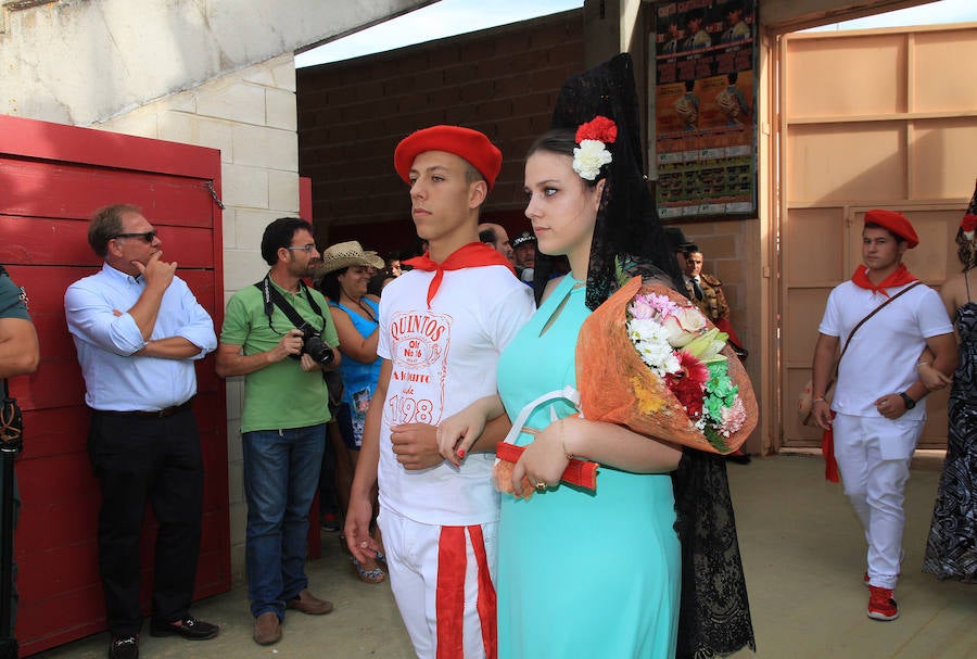 Corrida en Cantalejo en honor a Víctor Barrio (1/2)