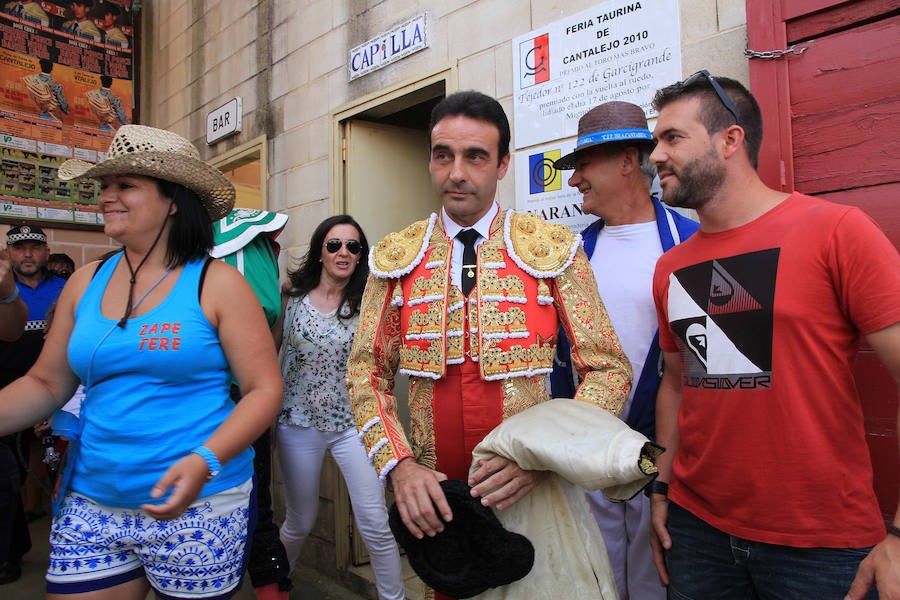 Corrida en Cantalejo en honor a Víctor Barrio (2/2)