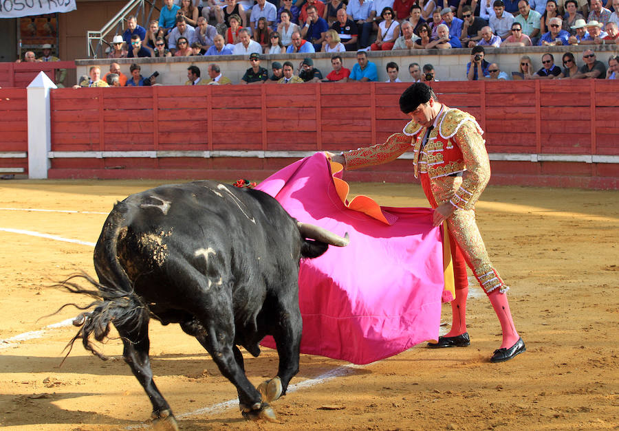 Corrida en Cantalejo en honor a Víctor Barrio (2/2)