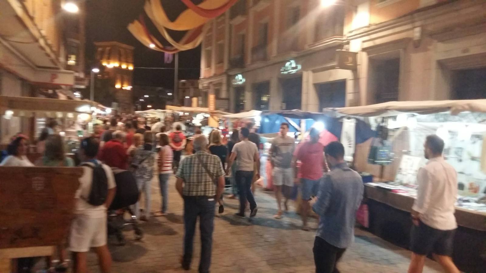 Medina del Campo, abarrotada durante la noche del viernes en la Feria Renacentista