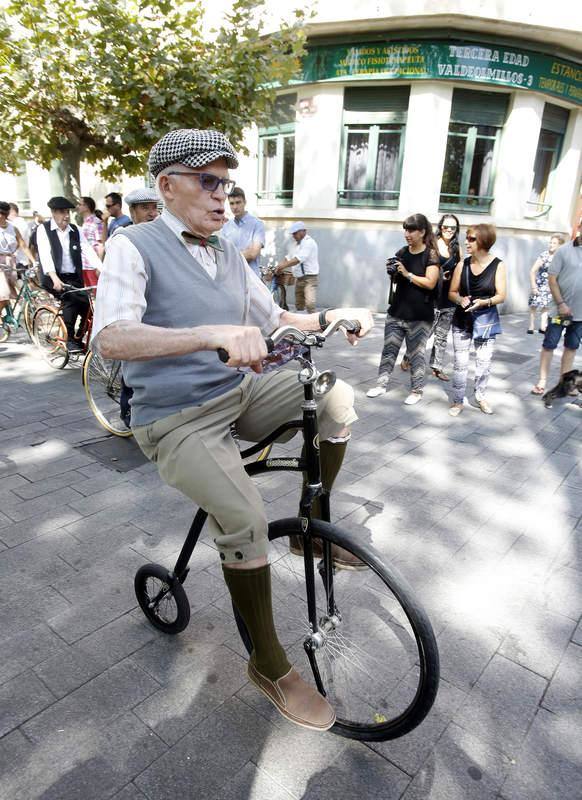 VII encuentro de bicicletas clásicas por Palencia