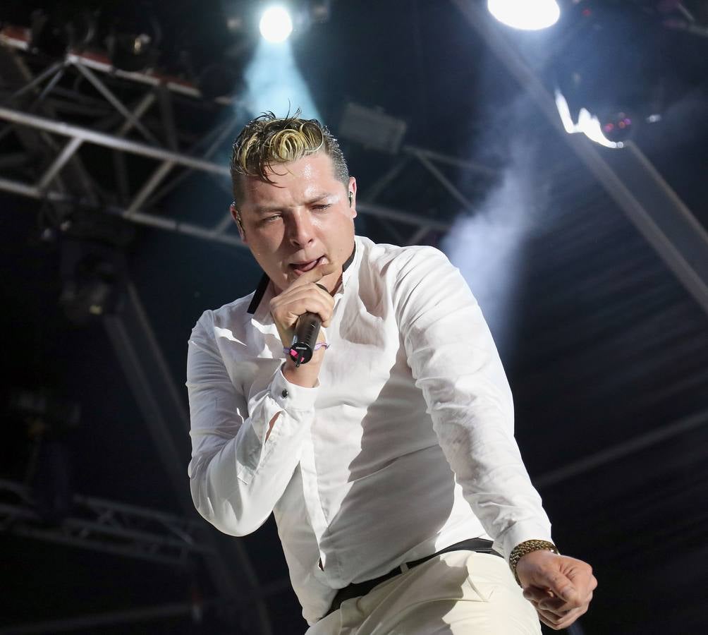 Treinta mil personas corean &#039;Love me again&#039; junto a John Newman en la Plaza Mayor de Valladolid