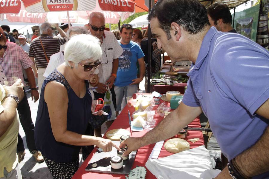 Feria del queso en Sardón