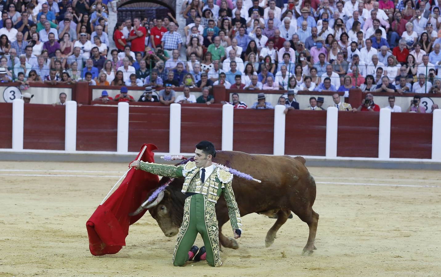 Apoteosis torera por Víctor Barrio (2/2)