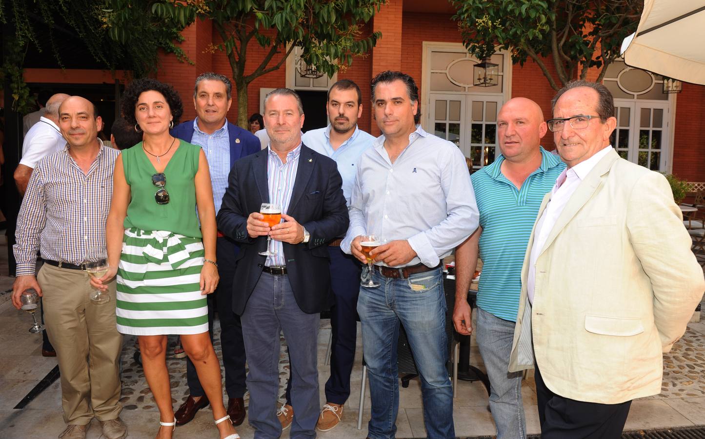 Los representantes de Asaja Jesús Pastor, Nuria Ruiz, Julio Escobar, Lorenzo García, Donaciano Dujo (presidente regional), José Luis Marcos, Roberto Fernández e Irineo Cuesta.