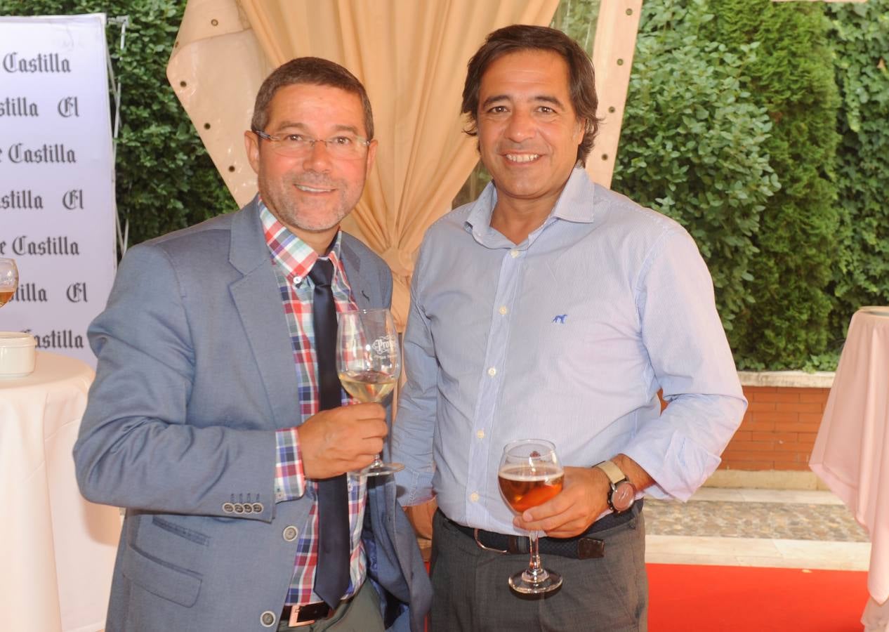 Carlos Magdaleno, presidente de Ambuibérica y Manuel Salgado, director de Nuevos Negocios y Grandes Clientes de El Norte.