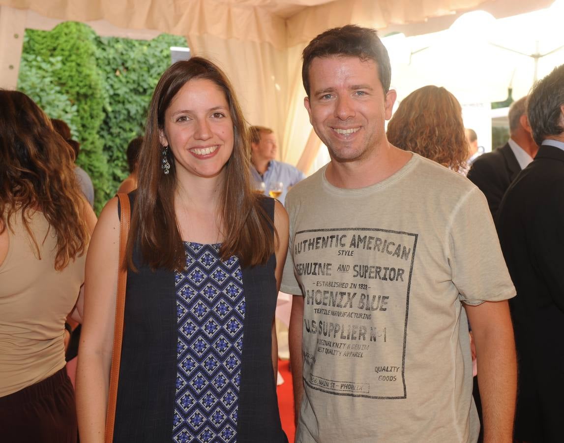 Elisa Campillo y Arturo Posada, periodista de Deportes de El Norte de Castilla.