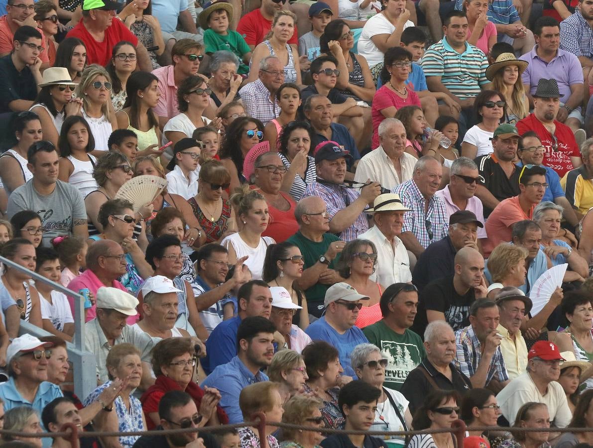 Los camareros de Segovia celebran su fiesta