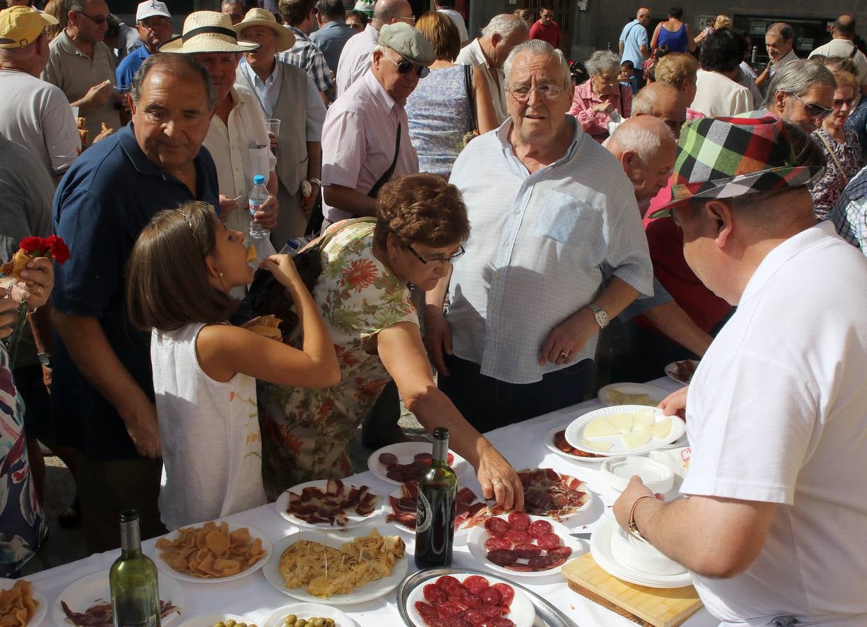 Los camareros de Segovia celebran su fiesta