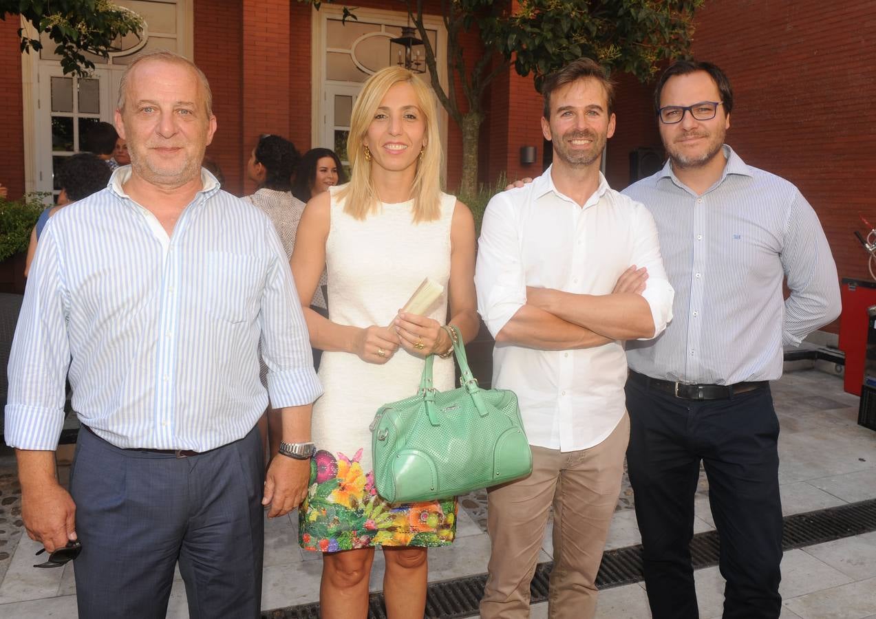 Pedro Santa Brígida, Olaia Abadía, Víctor Cazurro y Javier Álvarez, de la Universidad Isabel I.