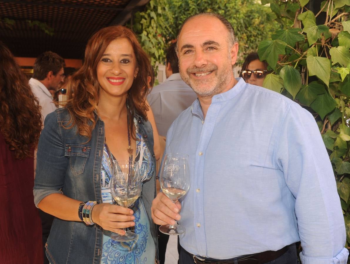 María José Hernández (La vinatería de María) y José Manuel de Andrés (La Flecha Motor).