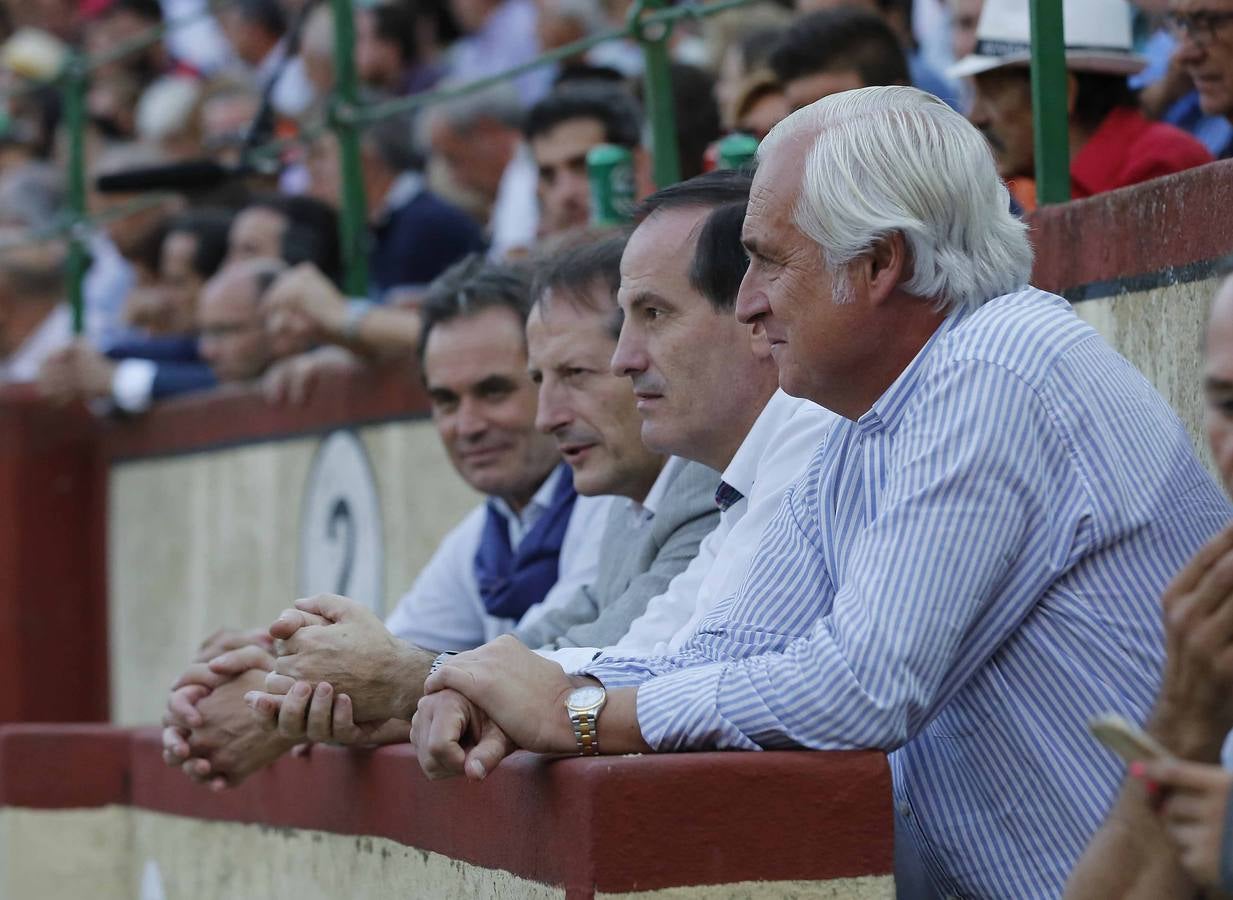 Corrida de toros en Valladolid con Morante de la Puebla, Sebastián Castella y López Simón