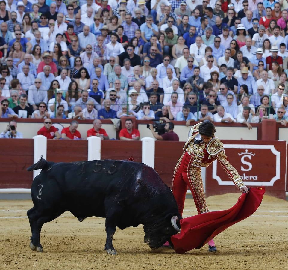 Corrida de toros en Valladolid con Morante de la Puebla, Sebastián Castella y López Simón
