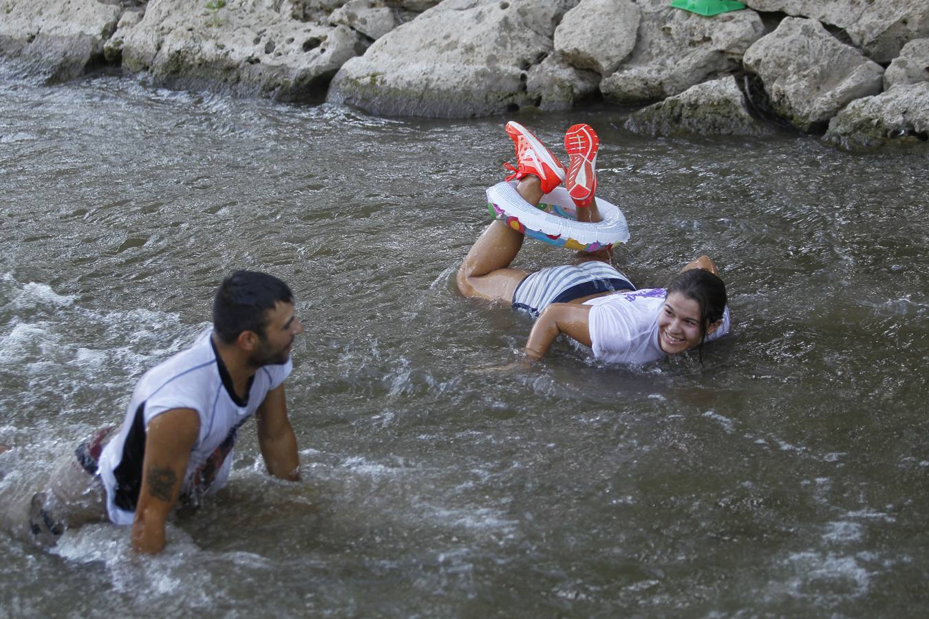 Descenso de embarcaciones por el Esgueva