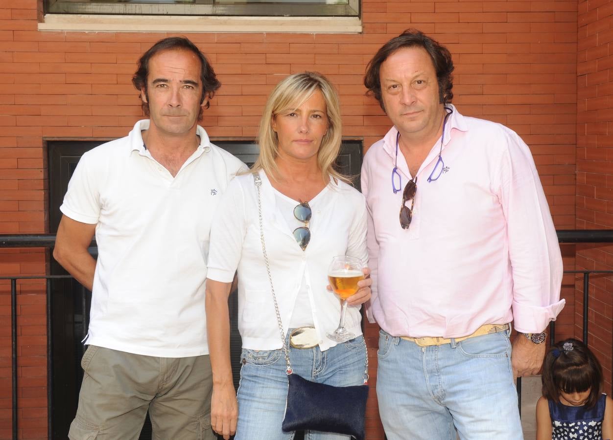 Pedro Martínez, María Angeles Martín y Óscar Bermúdez, de Monte Picaza.. 