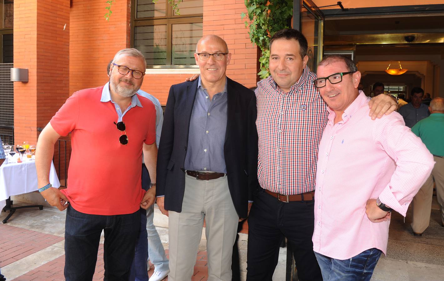 Última jornada de la caseta de El Norte en las fiestas de 2016 (2/2)