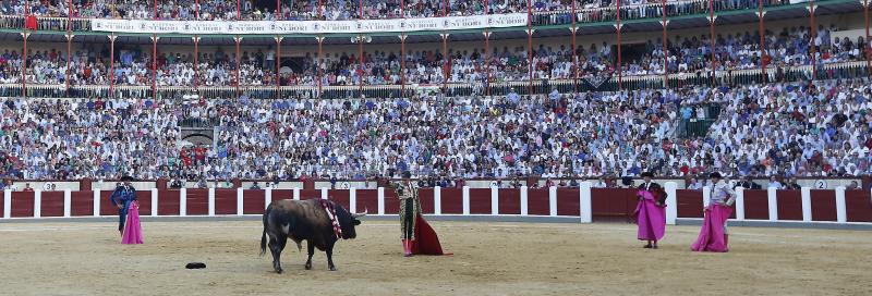 Corrida de Toros de José Tomás y José María Manzanares en Valladolid (1/2)