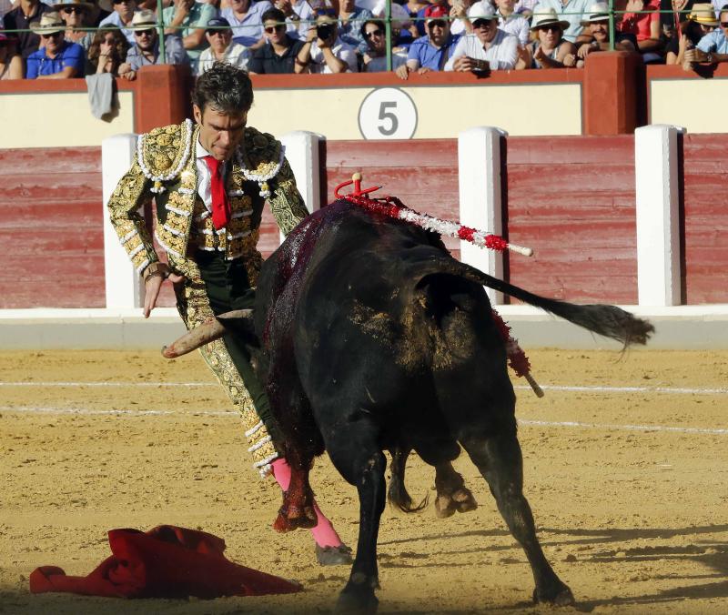 Corrida de Toros de José Tomás y José María Manzanares en Valladolid (2/2)