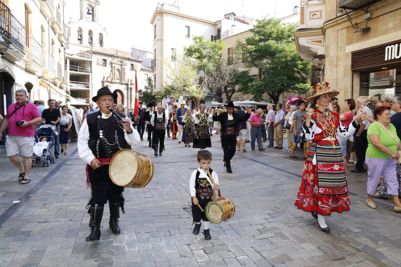 Misa y ofrenda a la Virgen de la Vega de Salamanca