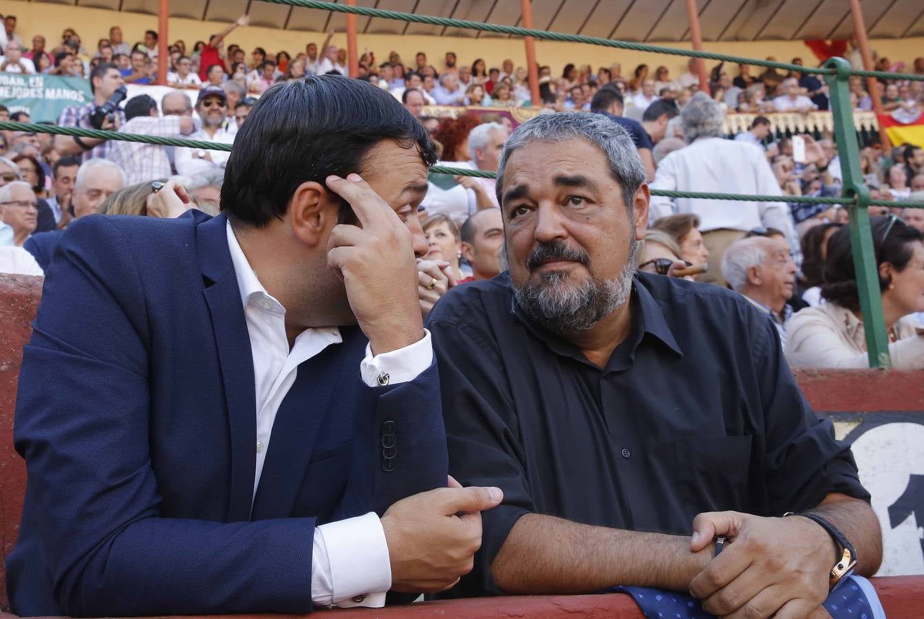 Público asistente a la corrida de toros de José Tomás en Valladolid