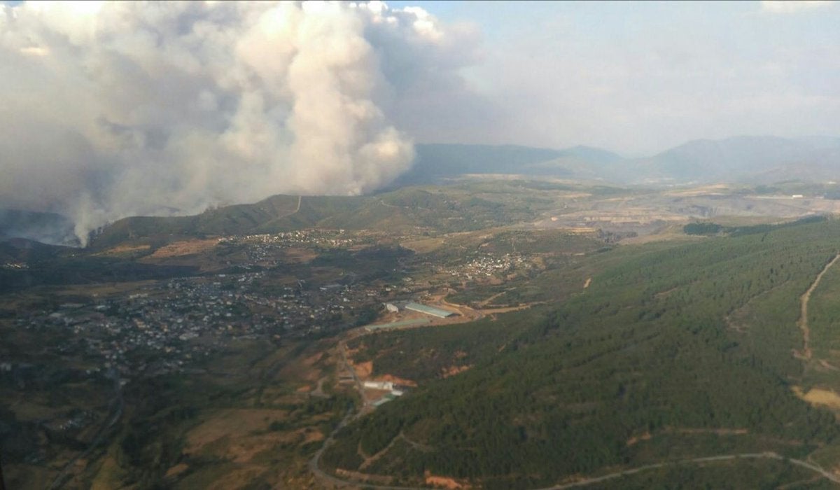 Incendio en Fabero (León)