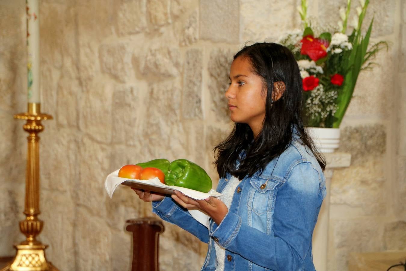 Los vecinos de Villaviudas festejan al Bendito Cristo de los Milagros