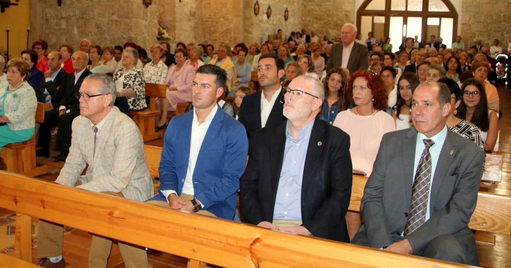Los vecinos de Villaviudas festejan al Bendito Cristo de los Milagros