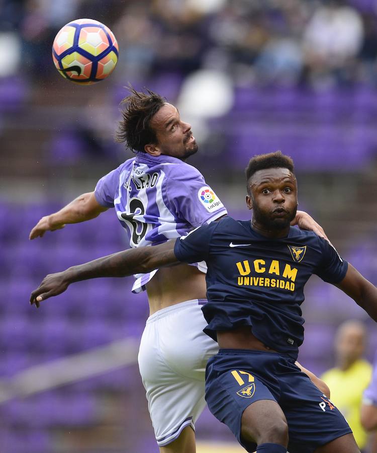 Partido del Real Valladolid contra el UCAM Murcia