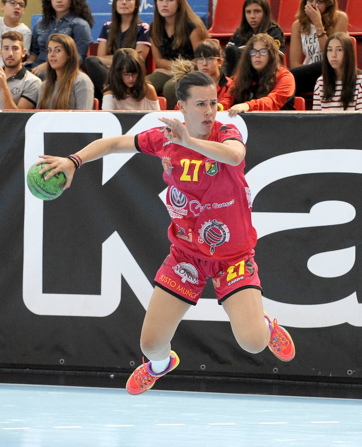 Partido del Aula Cultural contra el Cleba Leon en el Polideportivo Huerta del Rey