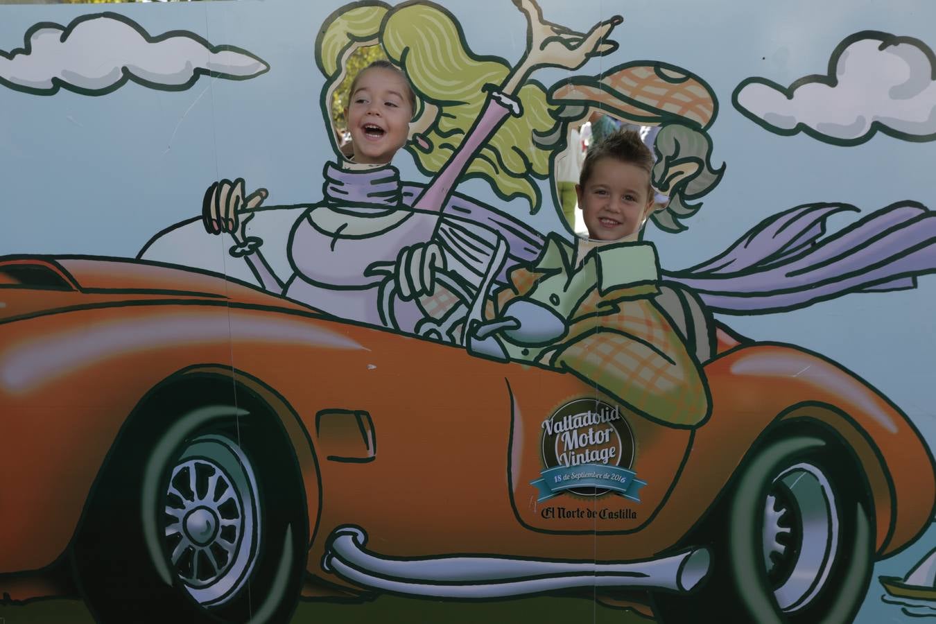 Photocall de la cuarta edición del Valladolid Motor Vintage (1/3)