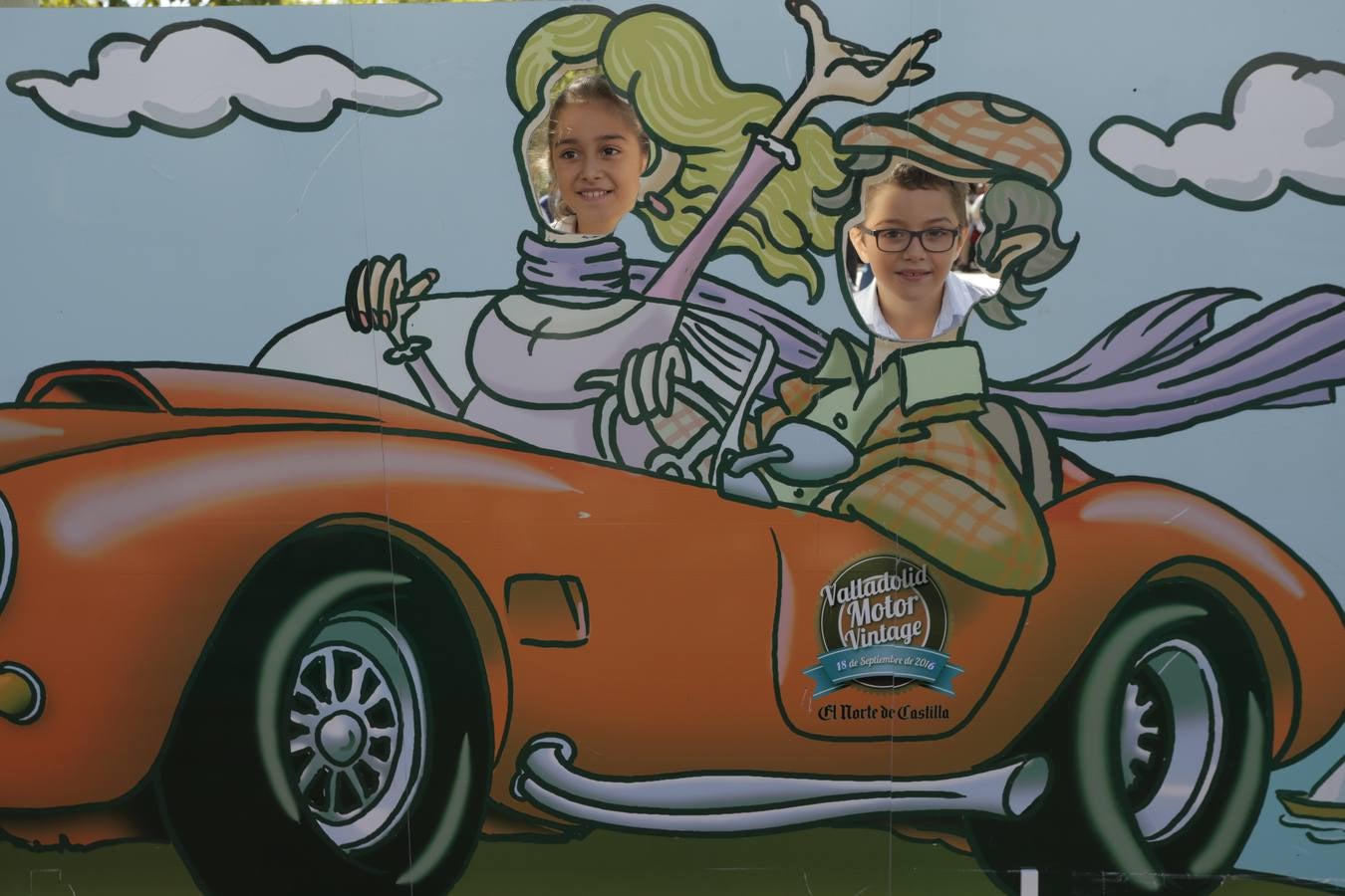 Photocall de la cuarta edición del Valladolid Motor Vintage (2/3)
