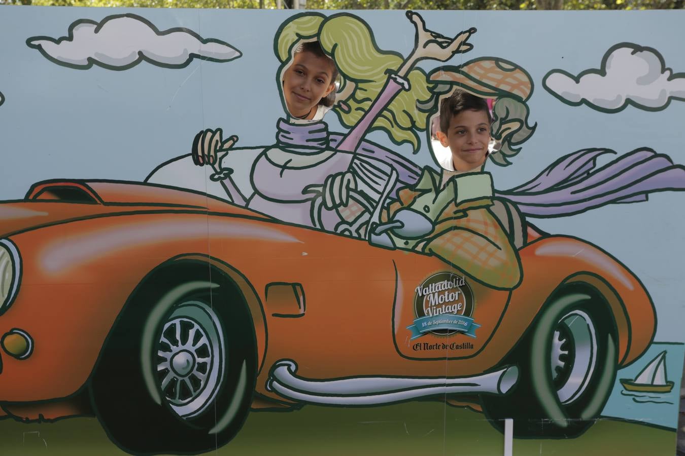 Photocall de la cuarta edición del Valladolid Motor Vintage (2/3)