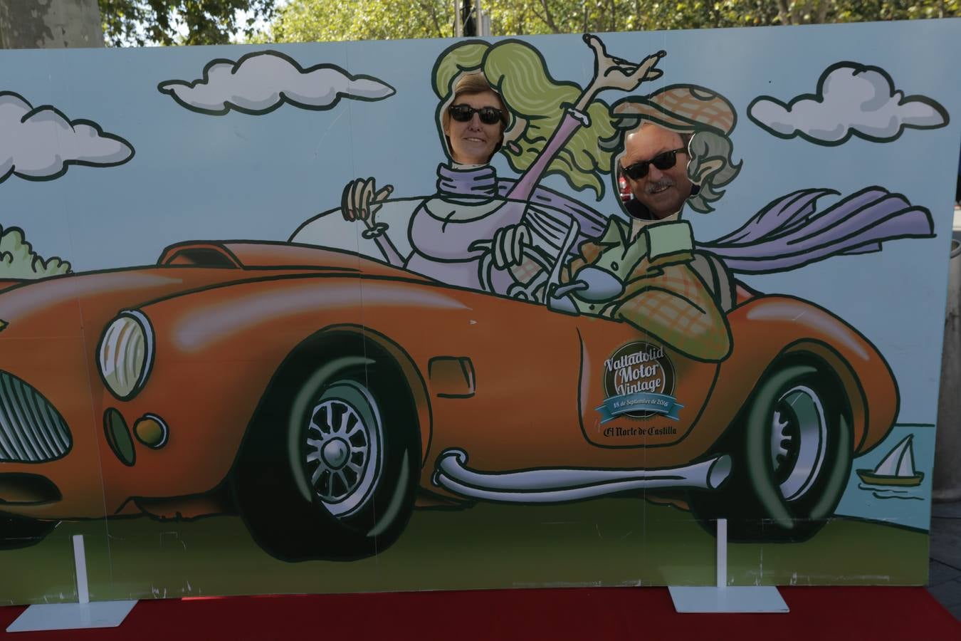 Photocall de la cuarta edición del Valladolid Motor Vintage (2/3)