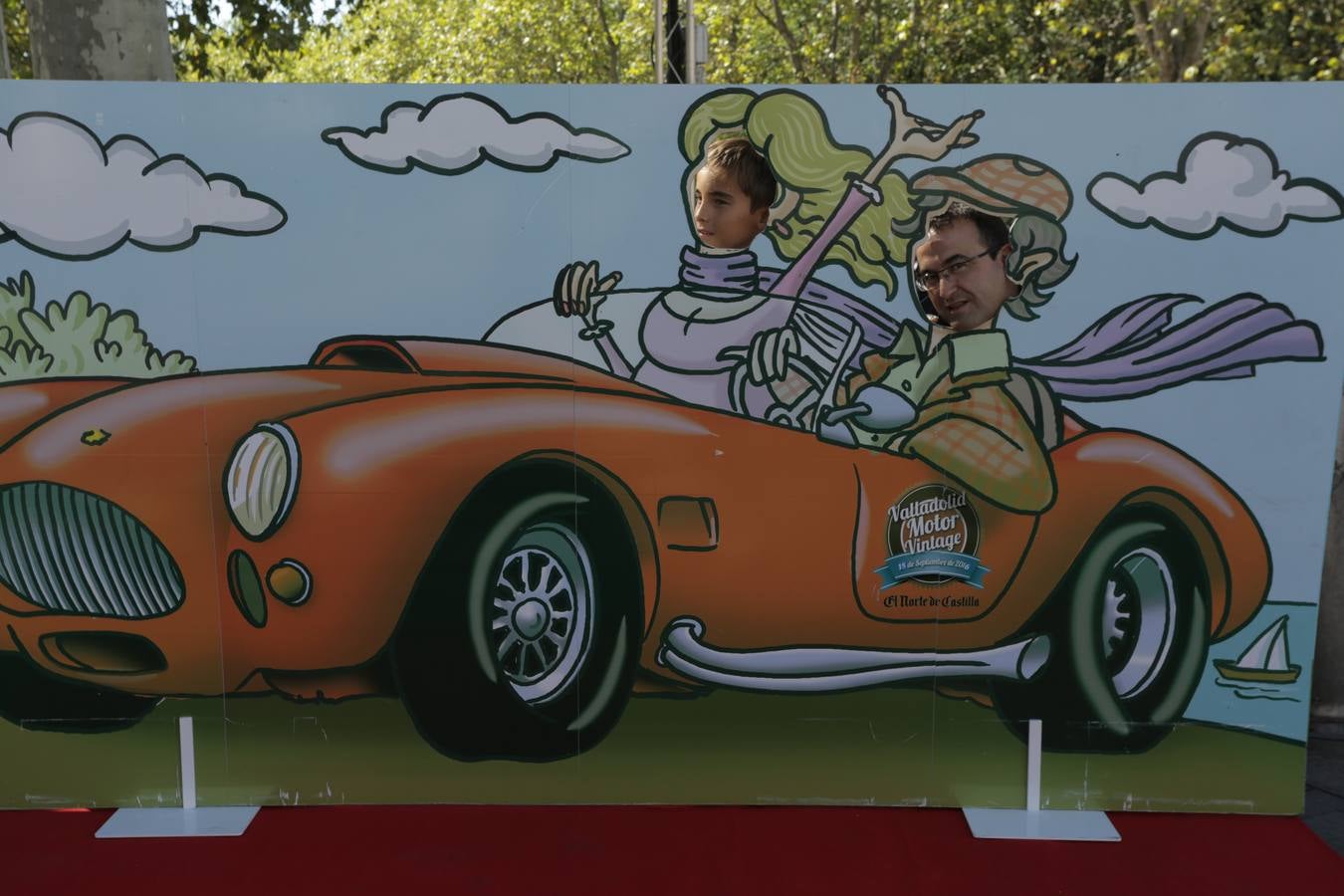 Photocall de la cuarta edición del Valladolid Motor Vintage (2/3)