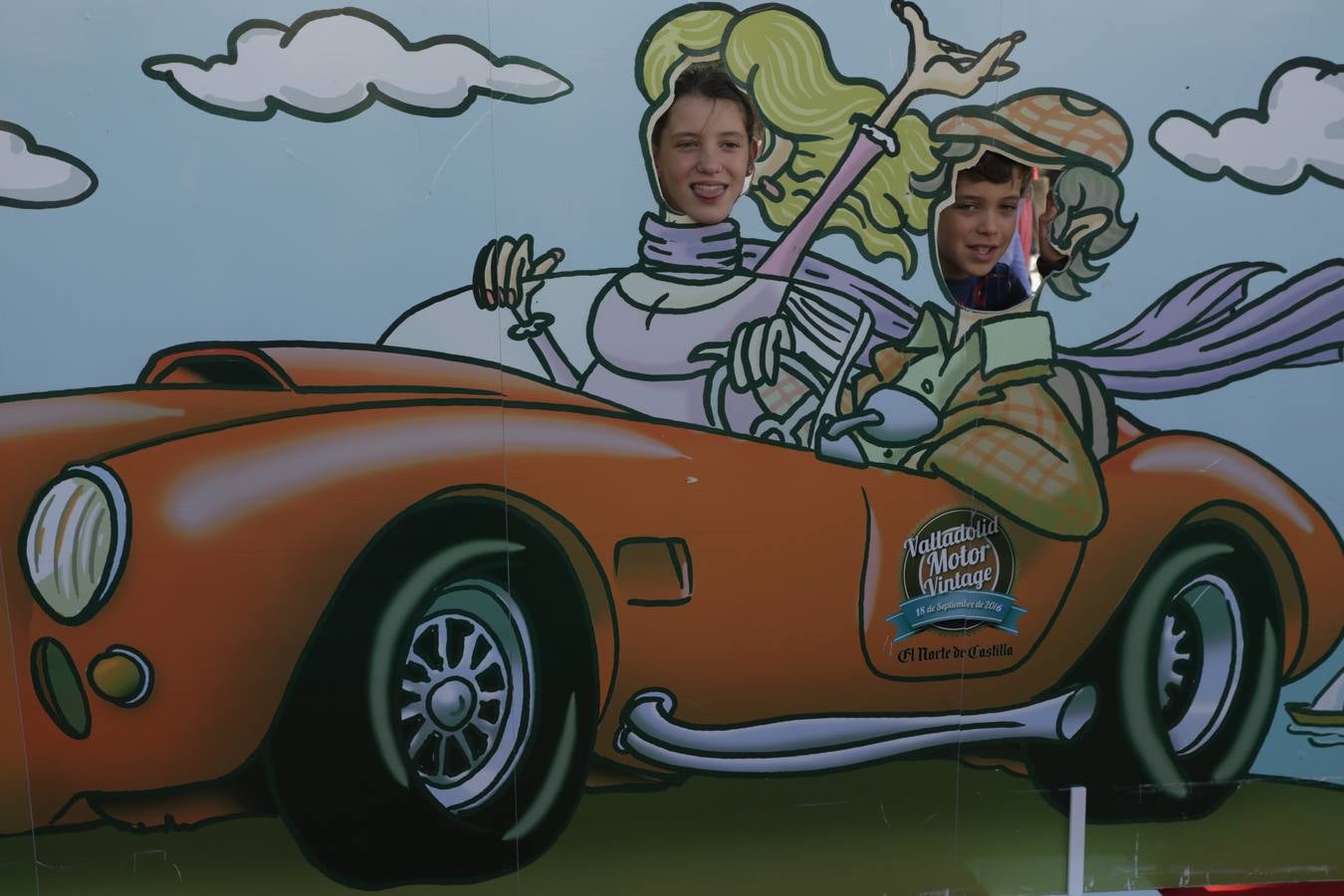 Photocall de la cuarta edición del Valladolid Motor Vintage (3/3)