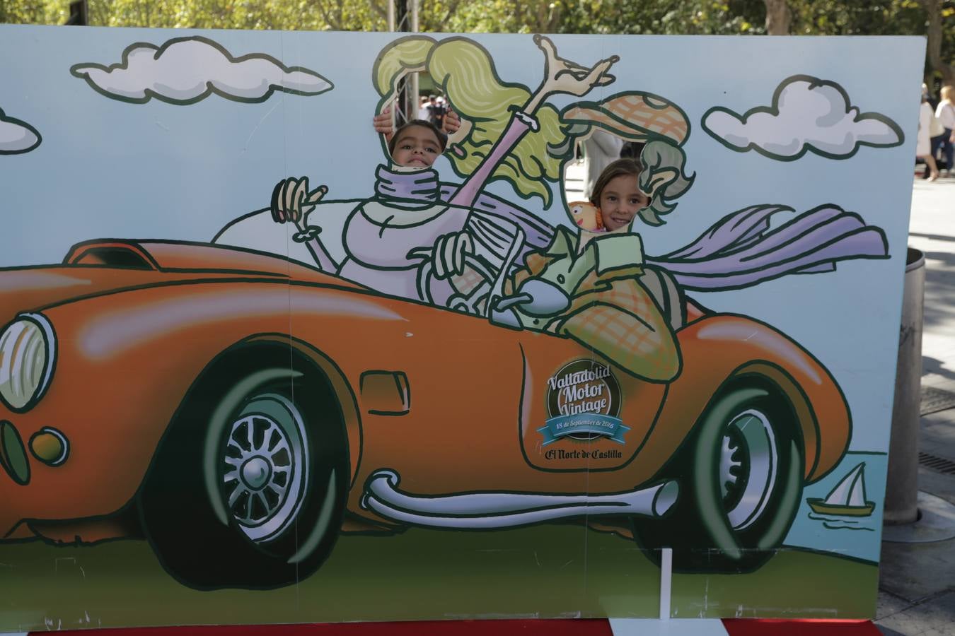 Photocall de la cuarta edición del Valladolid Motor Vintage (3/3)