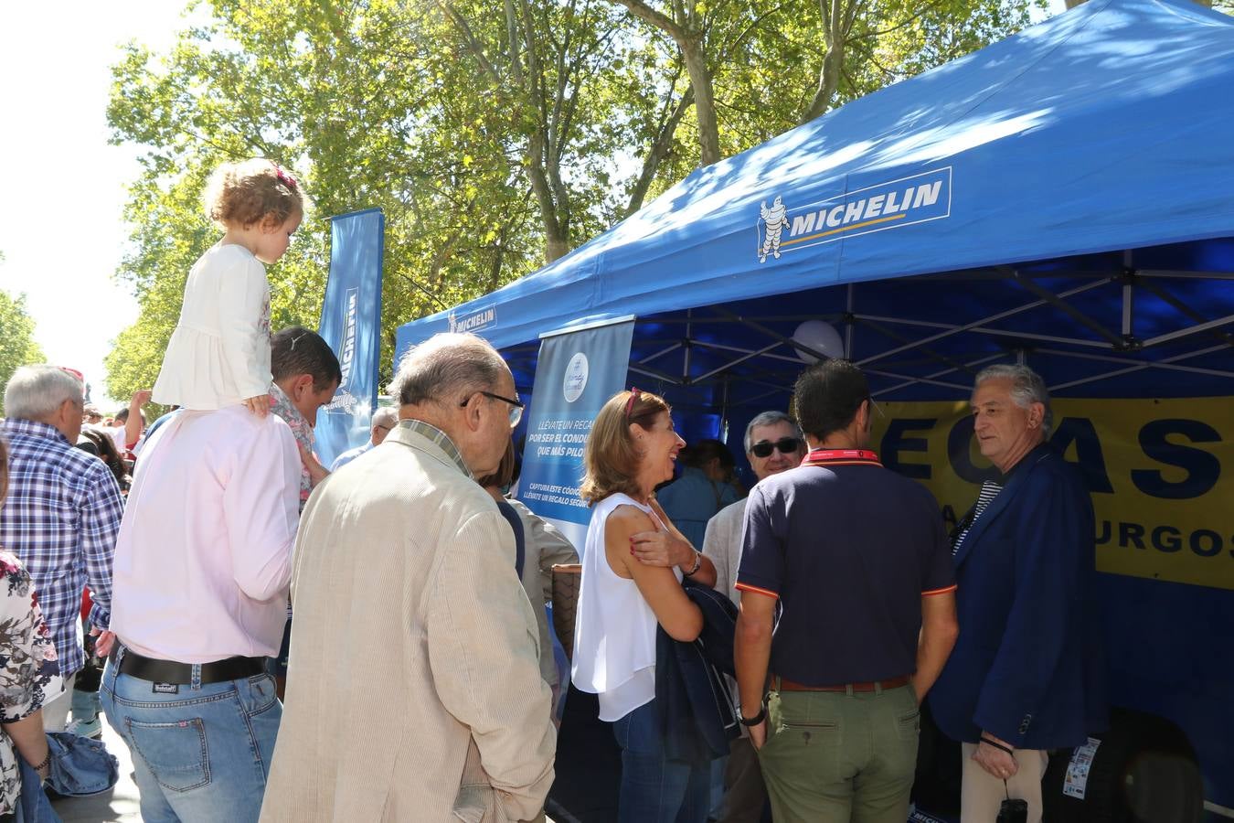 Público en la cuarta edición del Valladolid Motor Vintage (3/3)